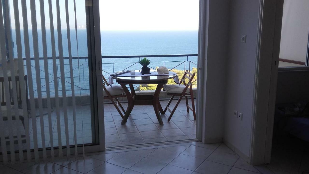 Sea And Sky Infinity Blue Apartment Gythio Exterior photo